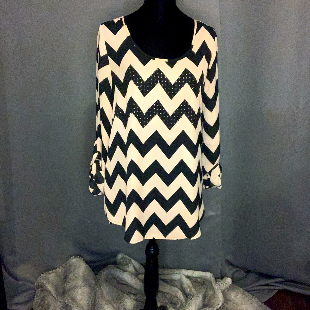 J for Justify Women’s Medium Blouse